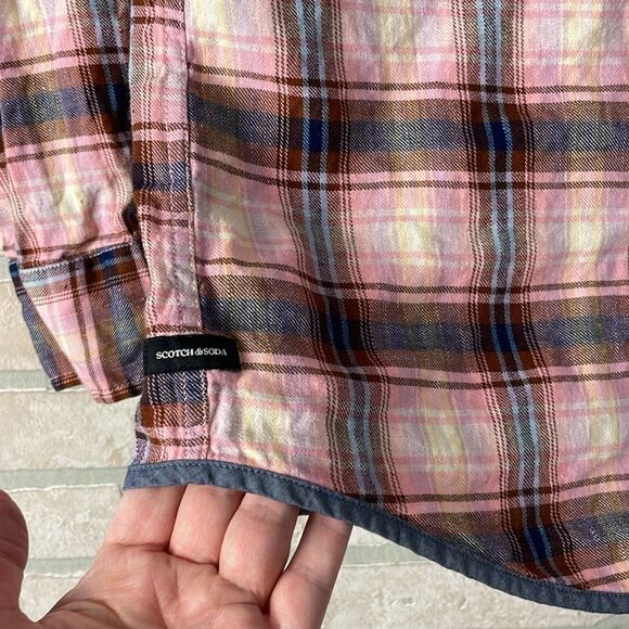 Scotch and Soda western Plaid Button Down Blouse shirt
Linen blend Sz S - Picture 7 of 10